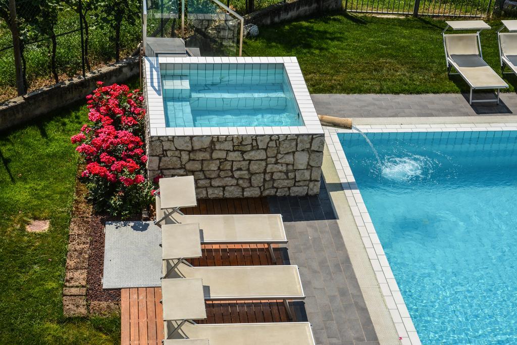Maso Agritur Santa Lucia Bed & Breakfast Dro Exterior foto