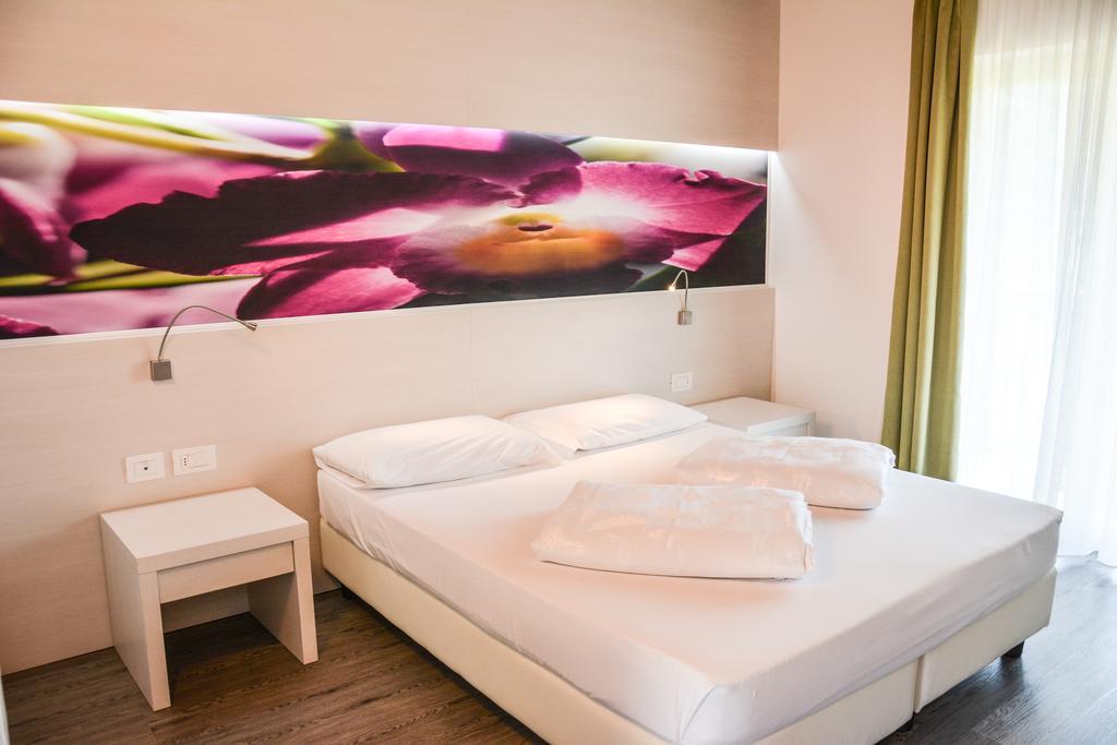 Maso Agritur Santa Lucia Bed & Breakfast Dro Exterior foto